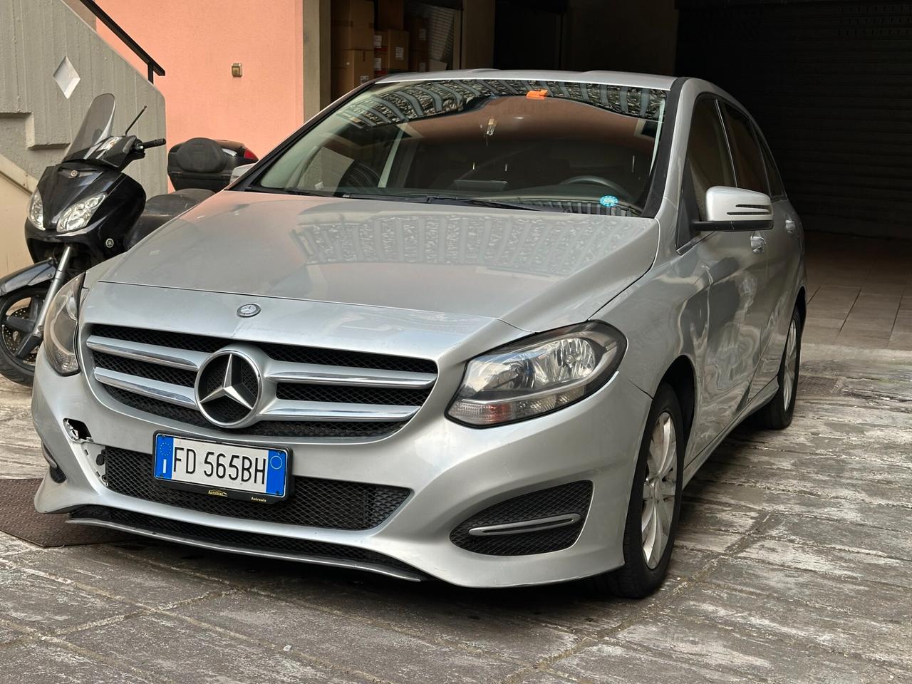 Mercedes-benz B 180 d Business