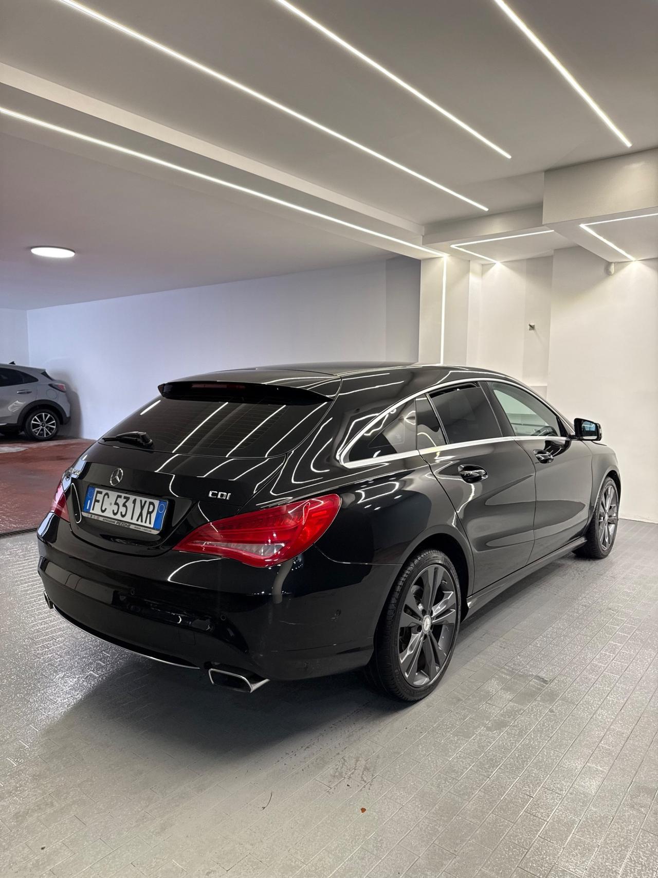 Mercedes-benz CLA 200d Shooting Brake Automatic Sport