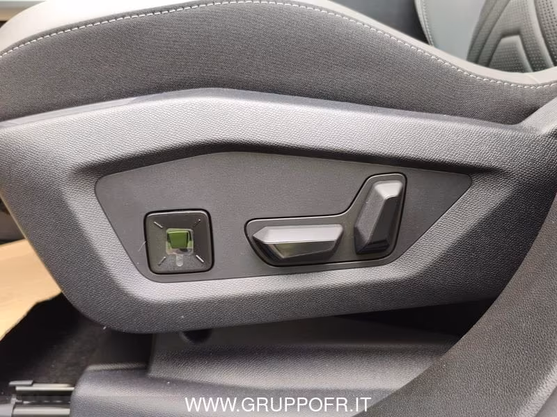 Jeep Compass Compass 1.2 turbo 48V e-hybrid Summit fwd 145cv edct6
