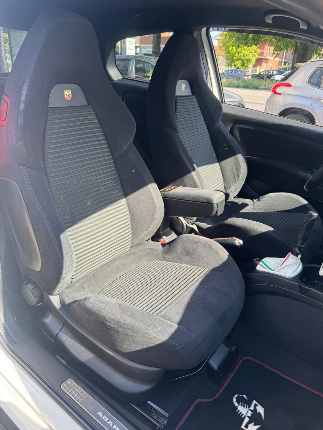 Abarth Grande Punto 1.4 T-Jet 155 cv