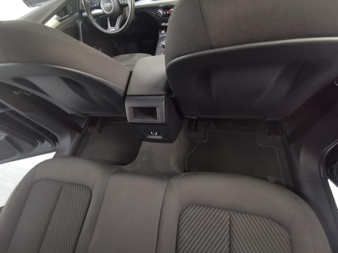 Audi Q5 2.0 TDI quattro S tronic Business Sport