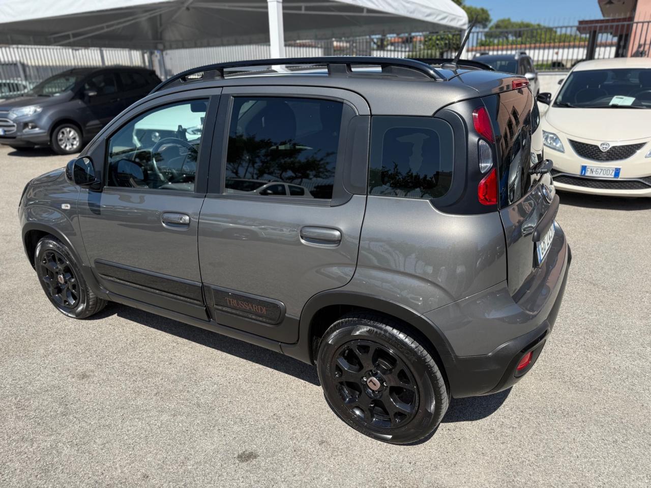 Fiat Panda 1.0 FireFly S&S Hybrid Trussardi