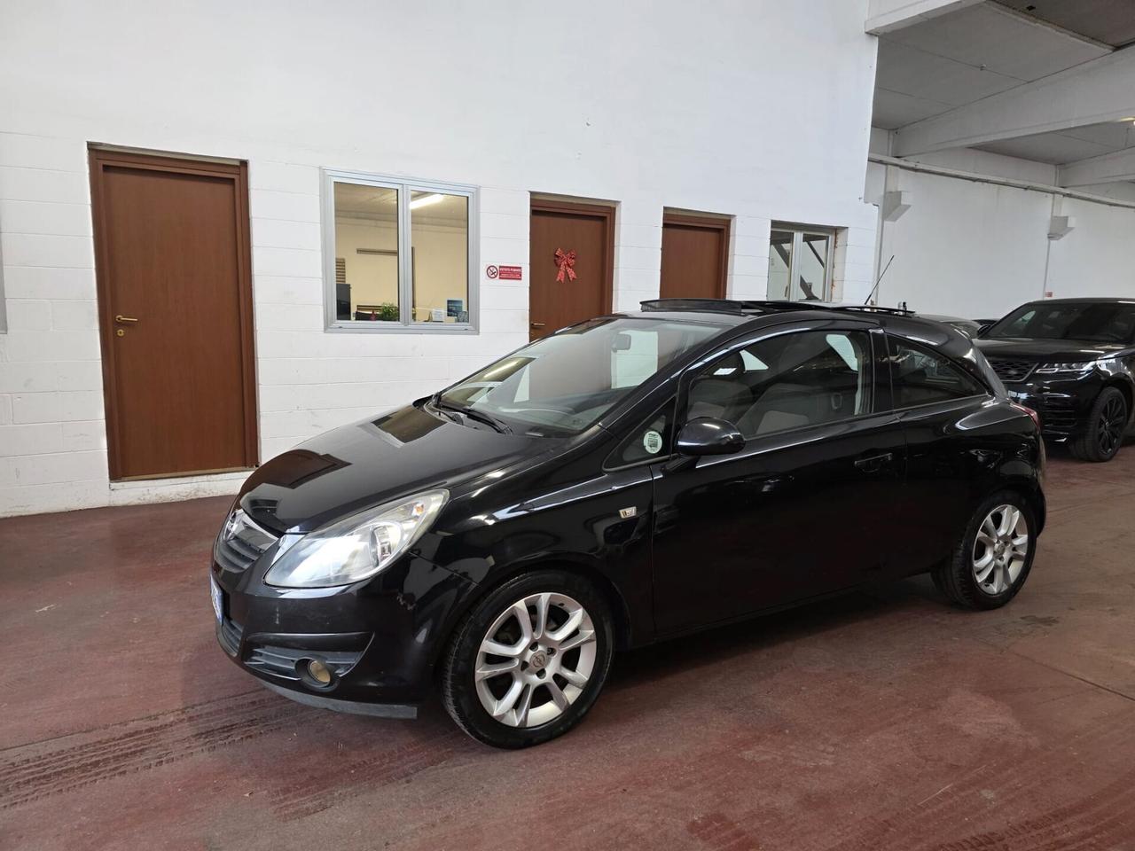 Opel Corsa 1.2 3 porte Sport benzina neopat