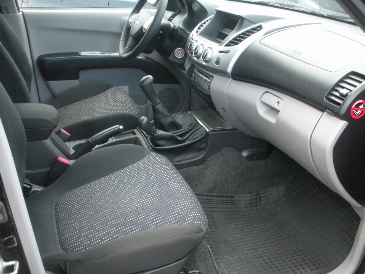 Mitsubishi L200 2.5 DI-D/178CV DC Intense Plus DPF