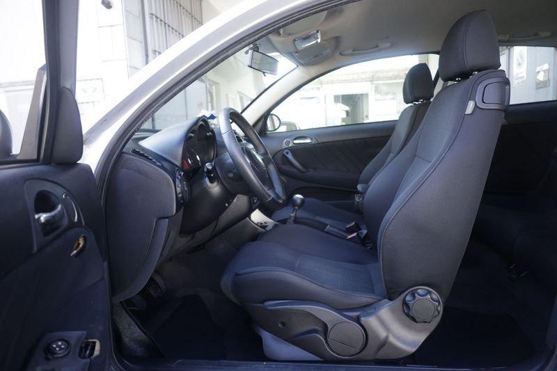 Alfa Romeo 147 Alfa Romeo 147 1.9 JTD (120) 3 porte Exclusive 88KW ANNO 2007