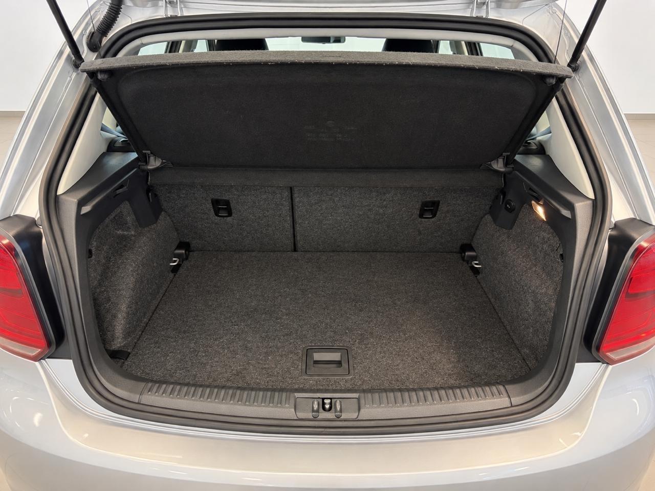 Volkswagen Polo 1.2 5 porte Trendline Neopatentati
