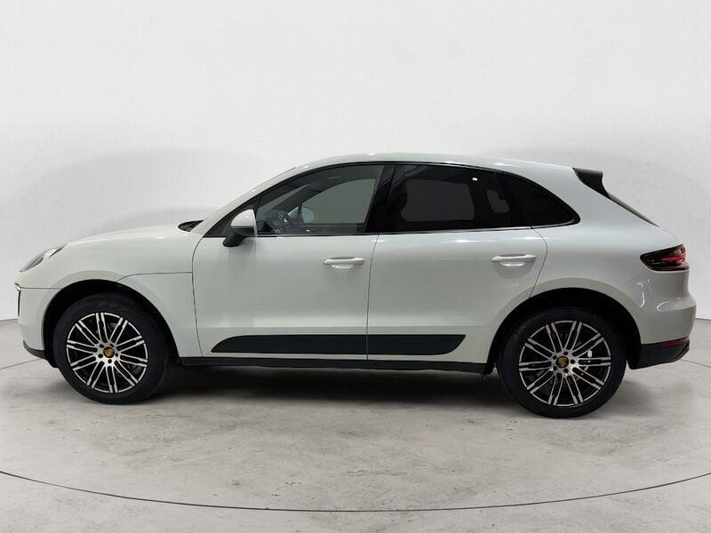 Porsche Macan 2.0 252cv