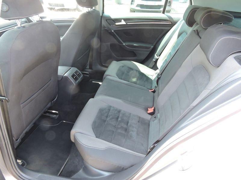 Volkswagen Golf Golf Business 1.6 TDI Blue DSG 5p. Highline
