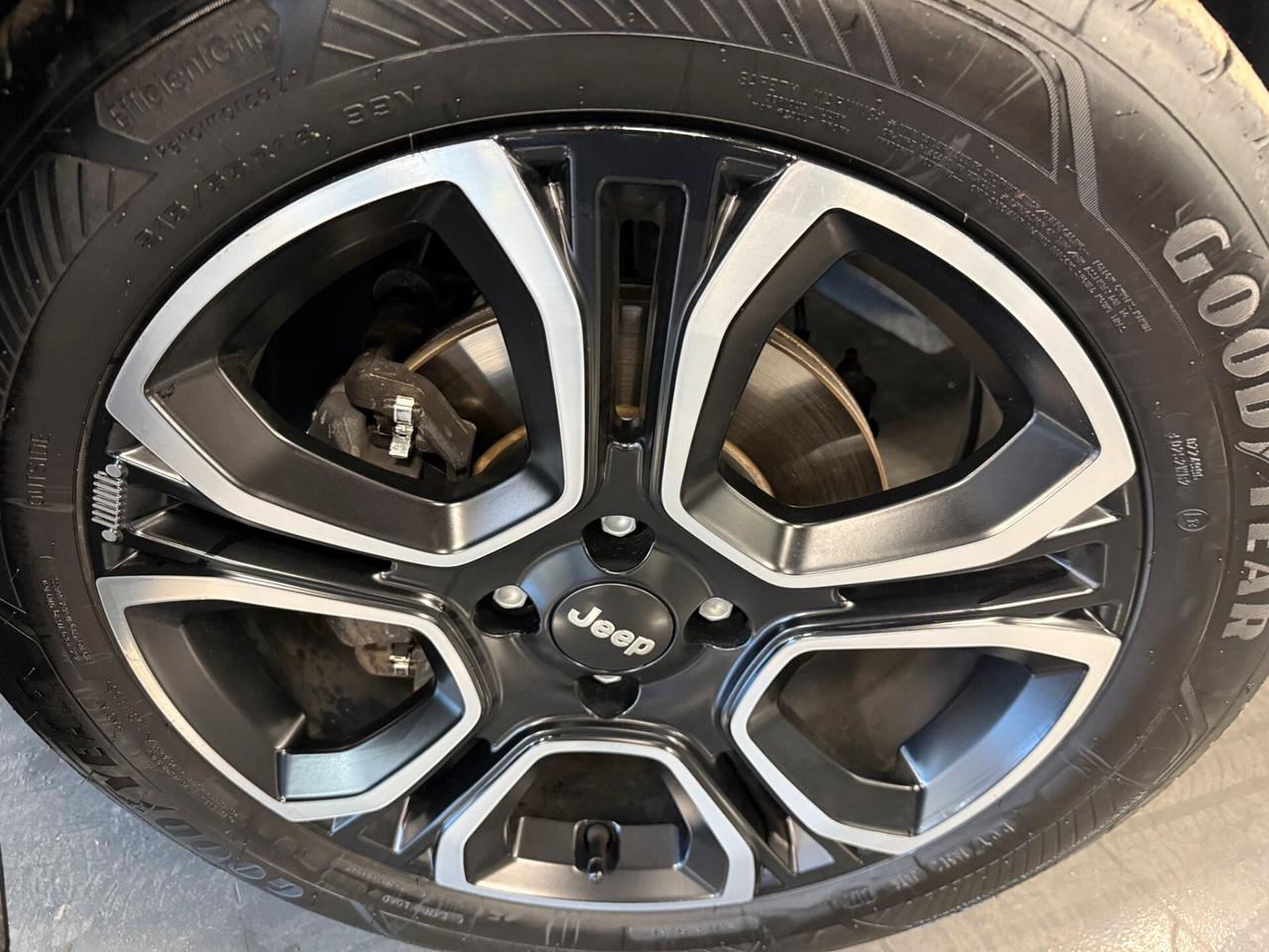 Jeep Avenger 1.2 Turbo 100 CV MHEV Summit