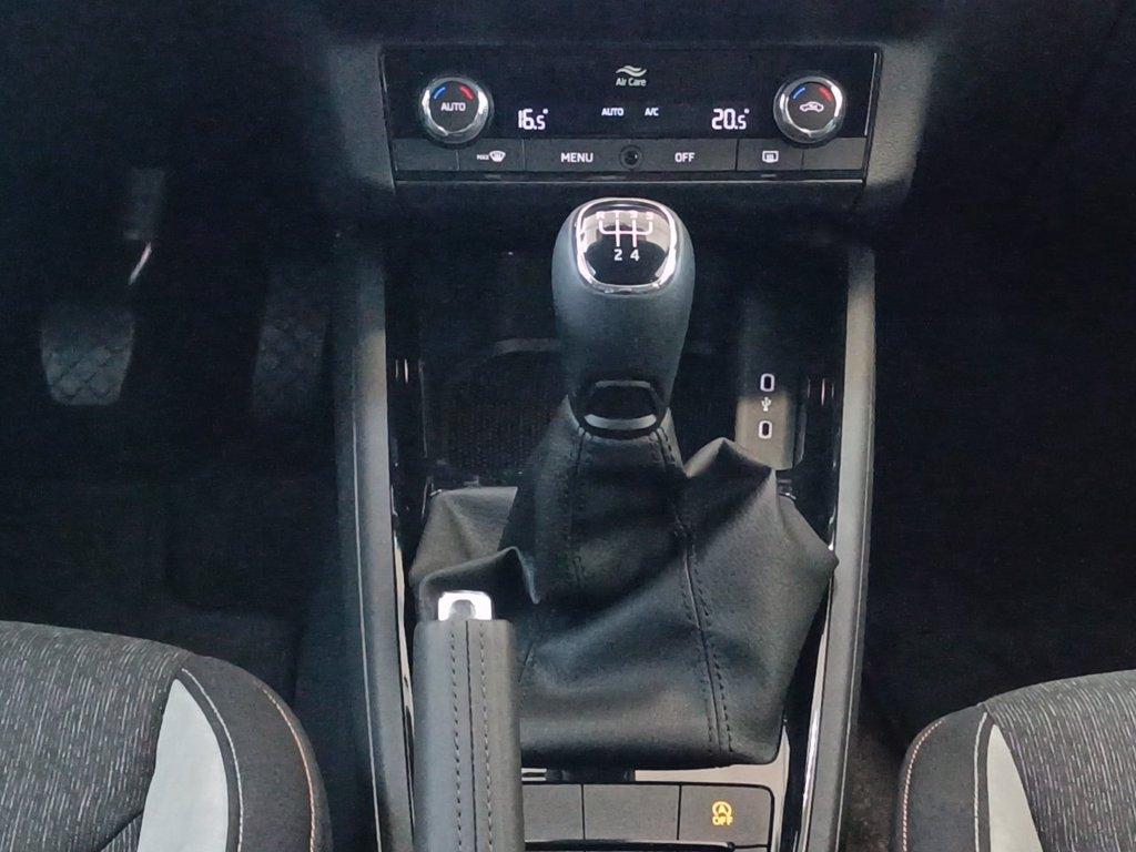 SKODA Kamiq 1.0 tsi black dots 95cv del 2024