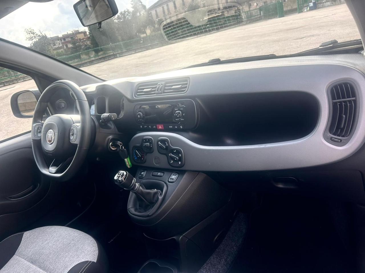 Fiat Panda 1.2 Connected by Wind