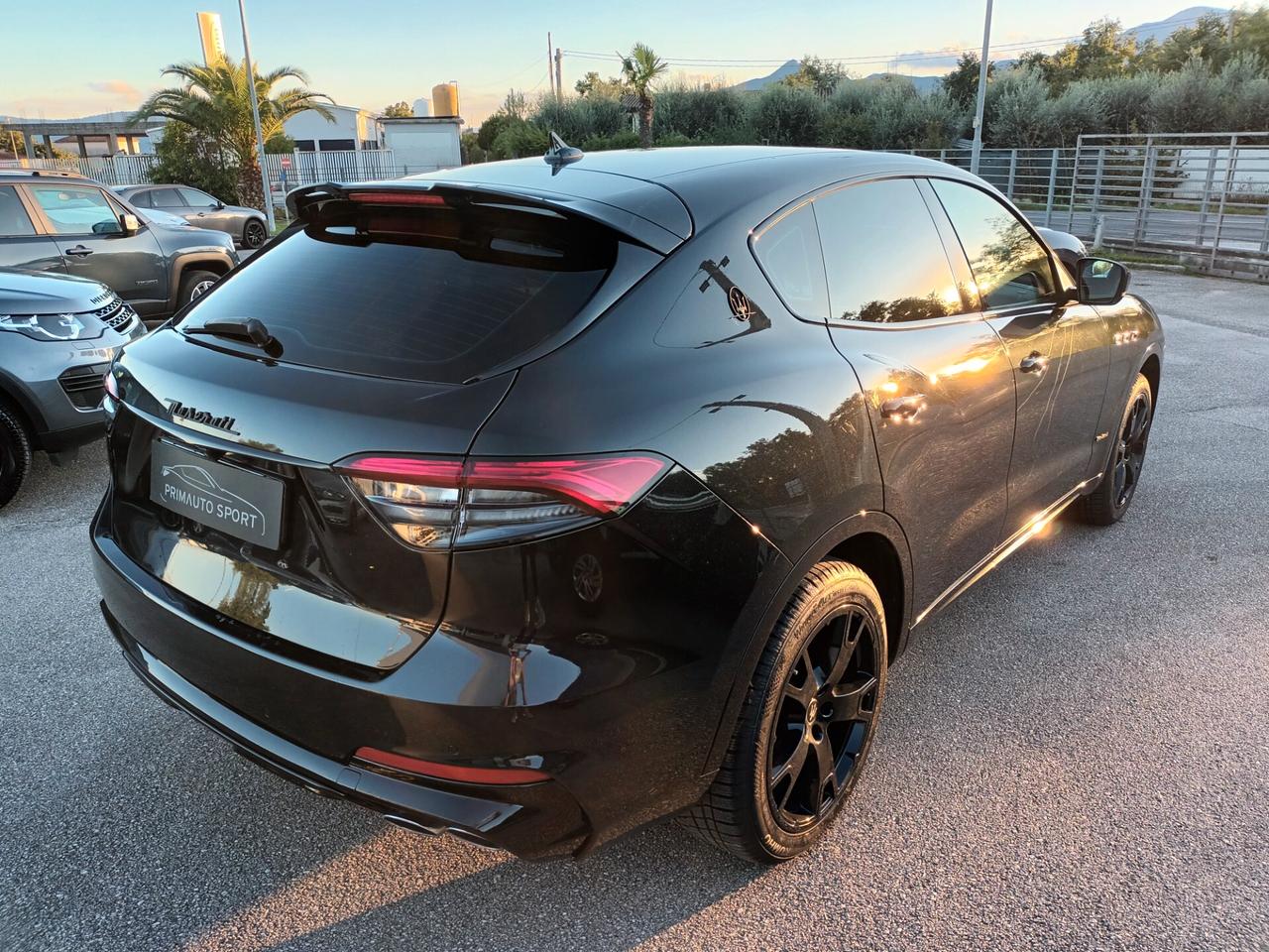 Maserati Levante GRANSPORT BLACK EDITION AFFARE*