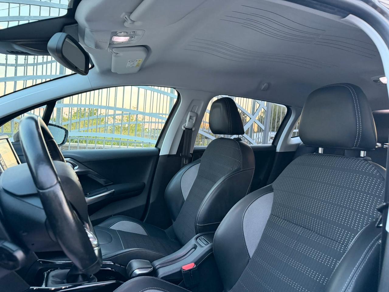Peugeot 2008 1.5 BlueHDi 100 S&S Allure
