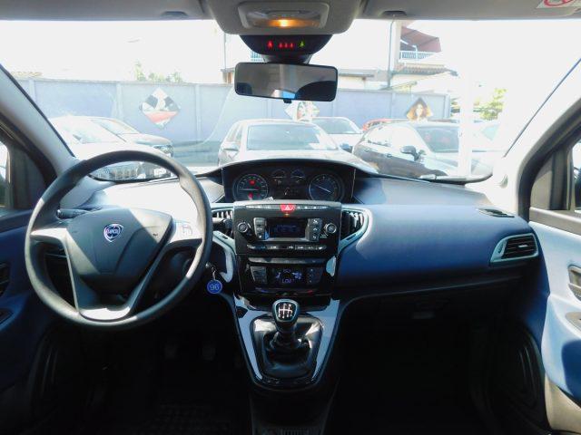 LANCIA Ypsilon 1.0 Hybrid Oro 70 CV Km. 4200 !!!!
