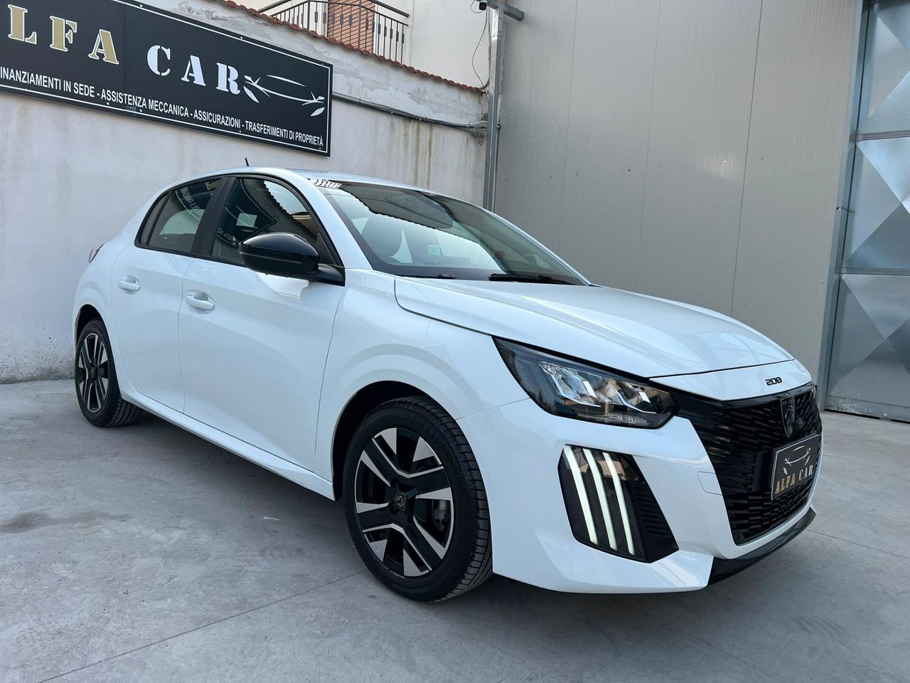 PEUGEOT 208 1.2 PURETECH 75CV 2025!!! COME NUOVA!!!