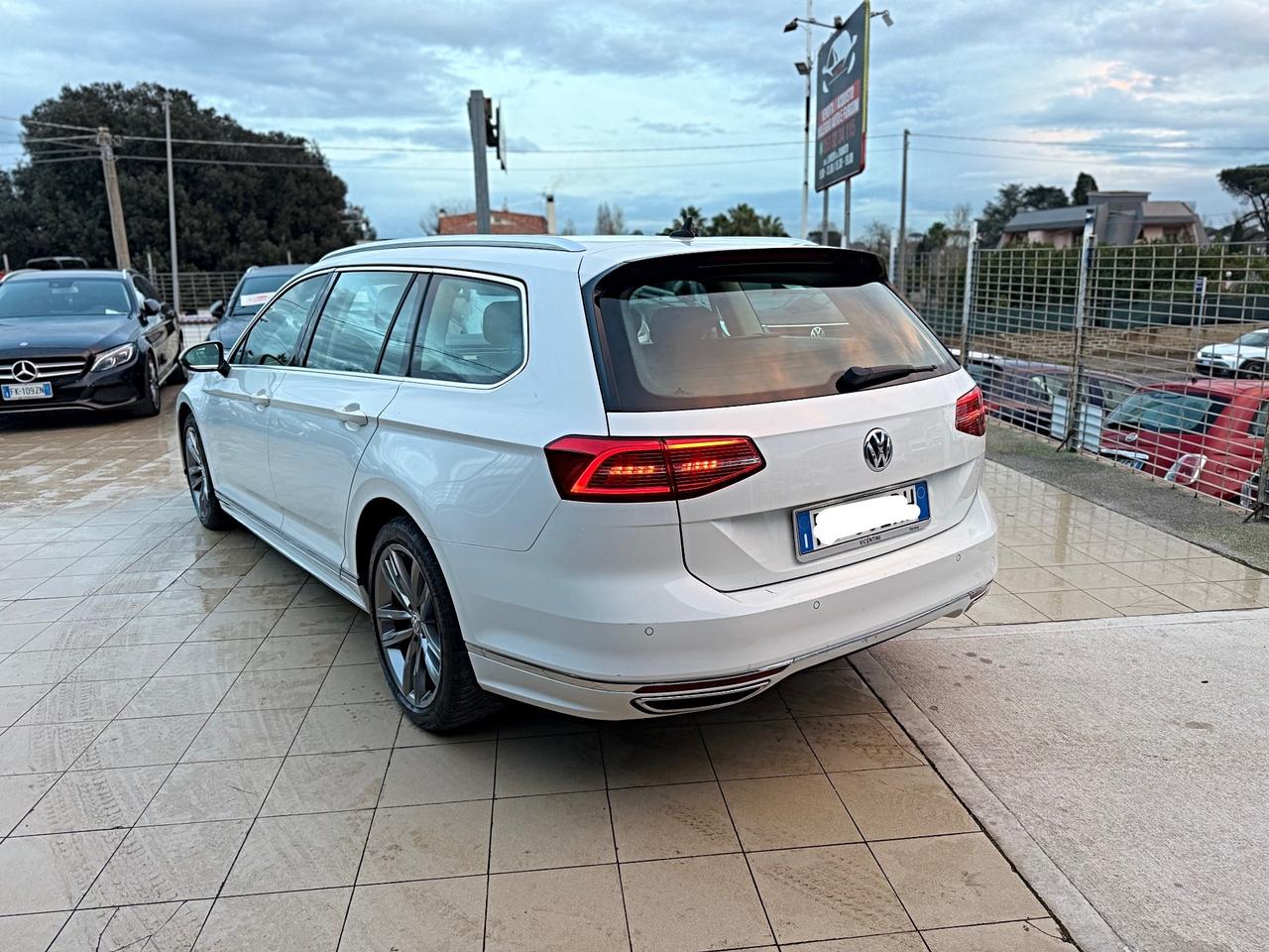 Volkswagen Passat Variant 2.0 TDI SCR 190 CV DSG Executive BMT