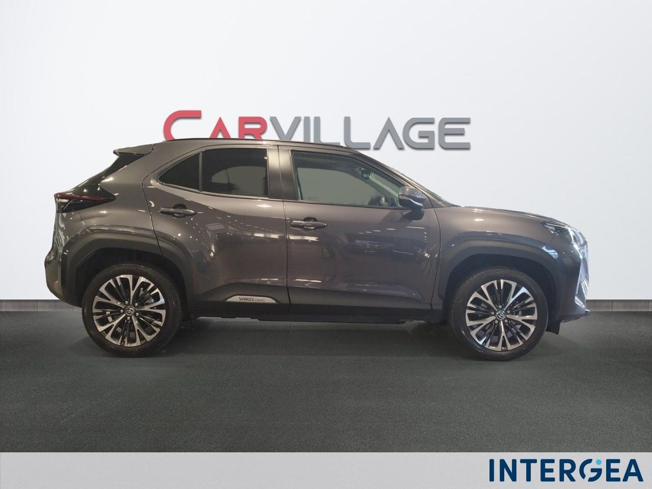 TOYOTA Yaris Cross 1.5h Lounge fwd 130cv e-cvt