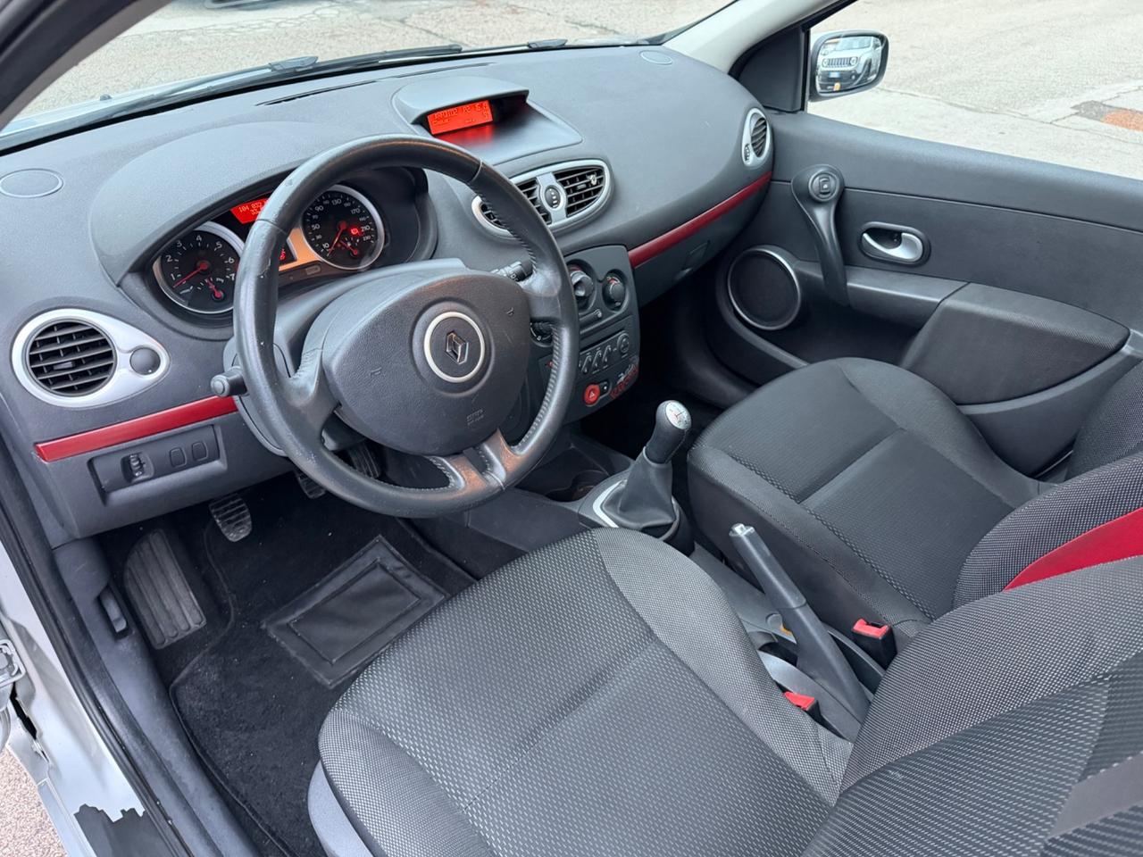 Renault Clio 1.2 benzina 75 cv 2008 100.000 km