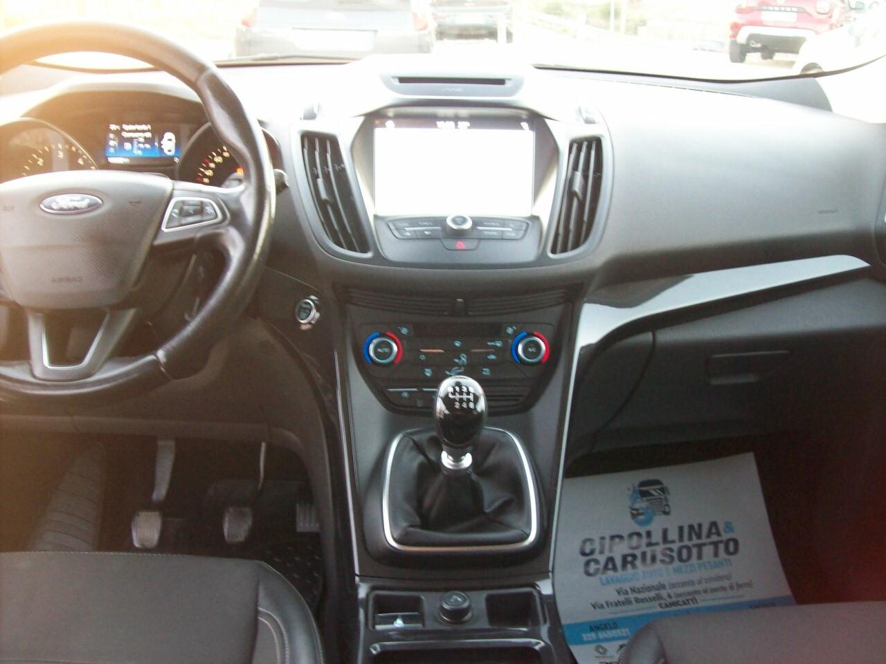 Ford Kuga 2.0 TDCI 150 CV S&S 2WD Titanium "2017"