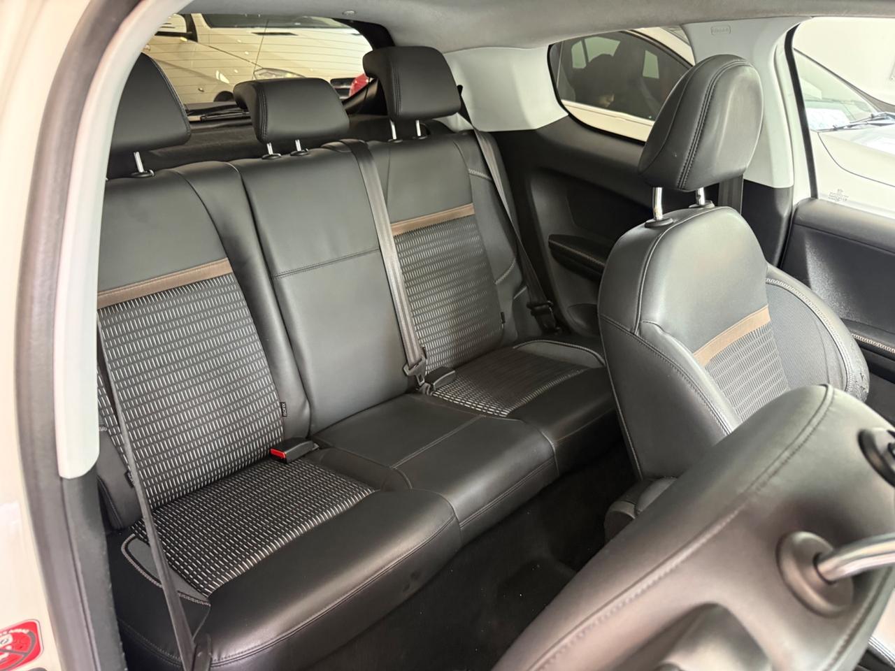 Peugeot 208 1.6 diesel 92 CV