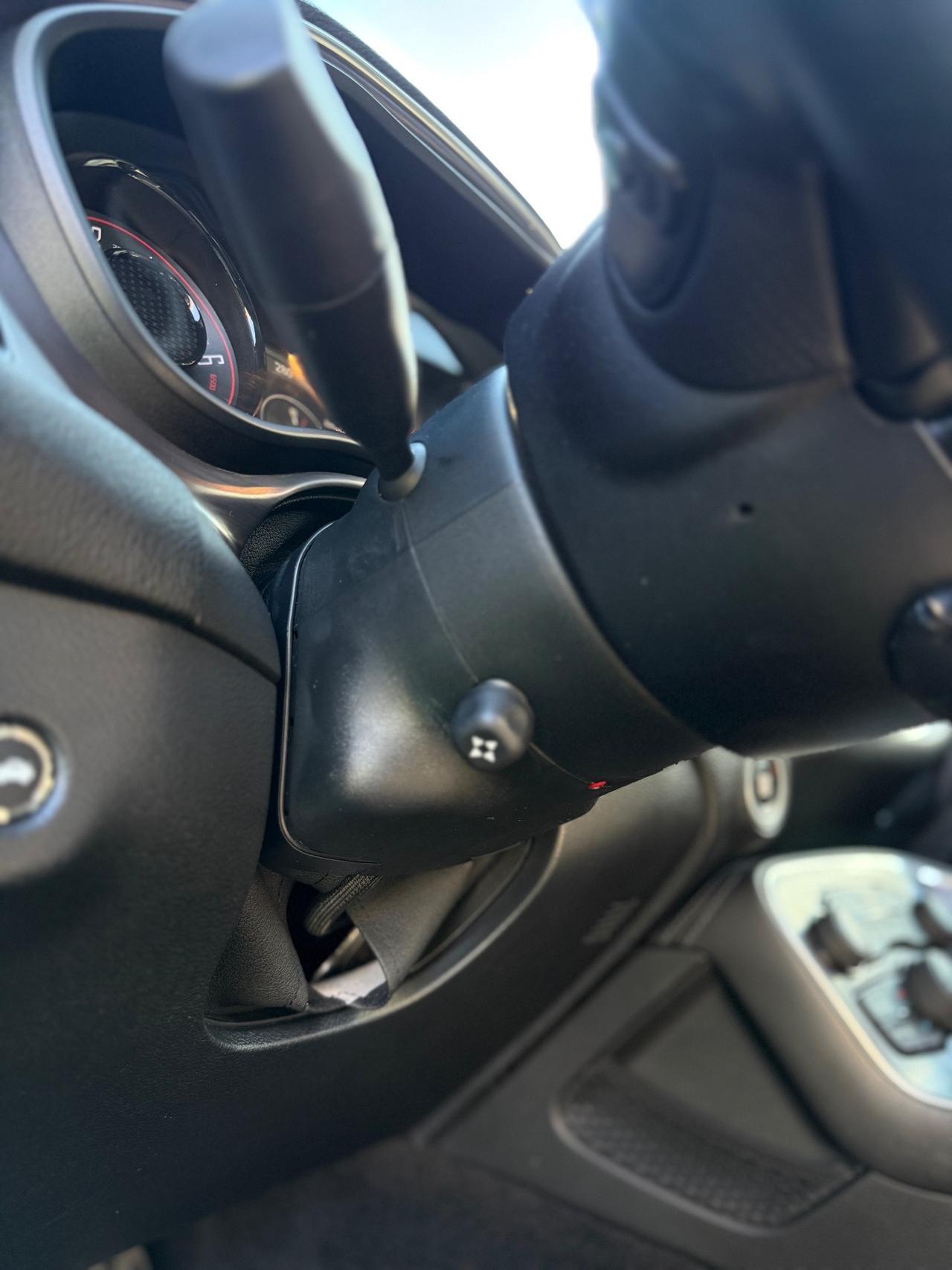 Dodge Nitro CHALLENGER 3.6 V6 305CV FULL OPTIONAL