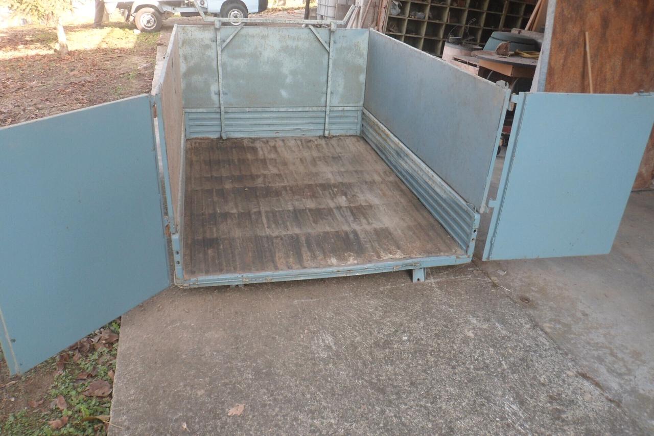 Piaggio Ape car p2/p3 solo cassone ribaltabile con soprasponde