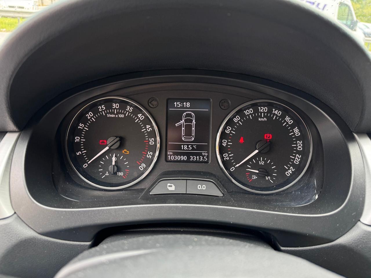 SKODA RAPID 1.6cc 105CV NEOPATENTATI
