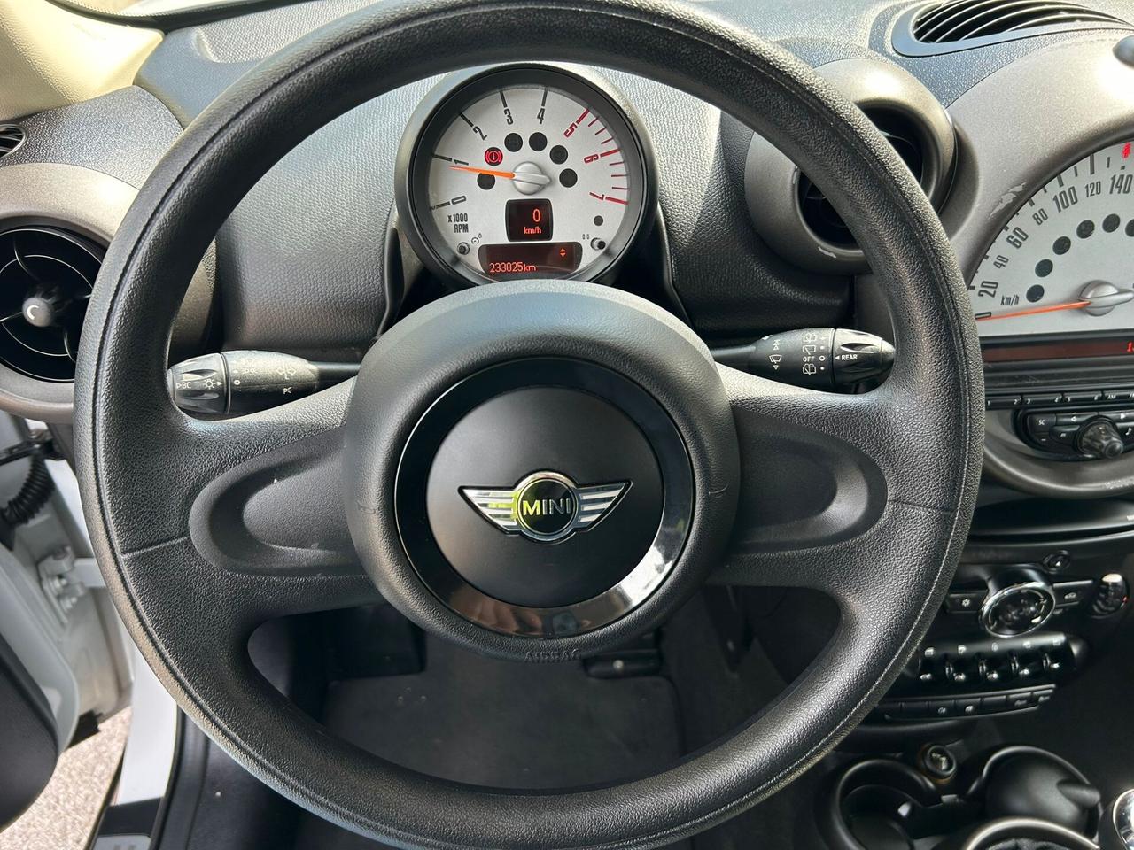 Mini Cooper D Countryman 1.6 2011