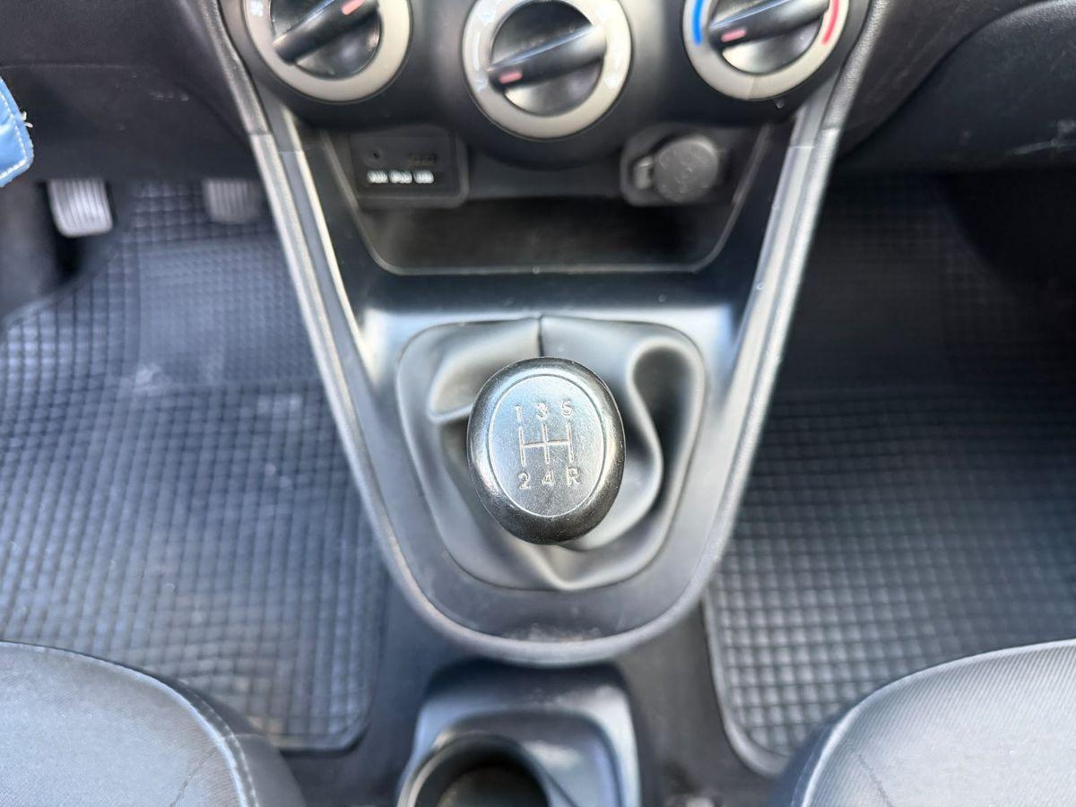 HYUNDAI - i10 - 1.1 12V Fiorucci