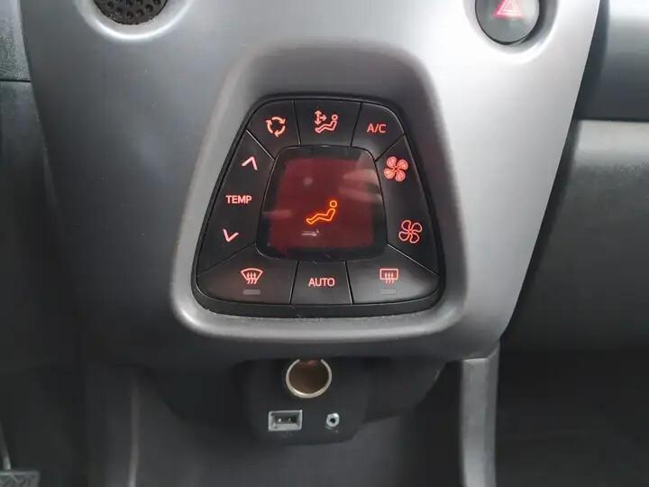 Toyota Aygo Connect 1.0 VVT-i x-cite