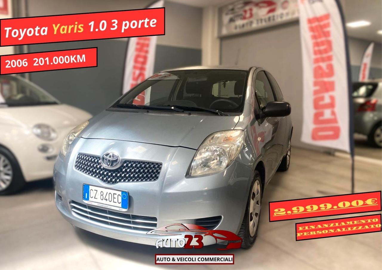 Toyota Yaris 1.0 3 porte
