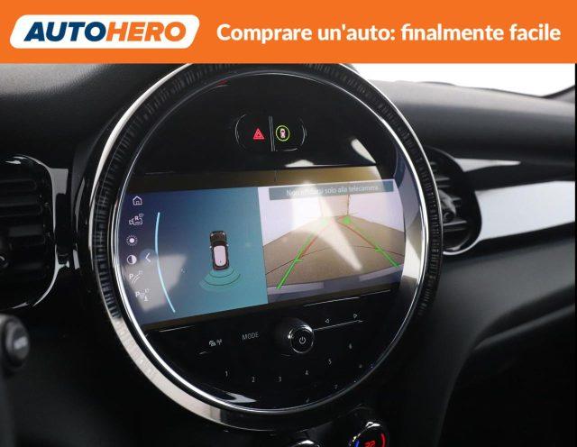 MINI Cooper 1.5 Cooper Essential 5 porte