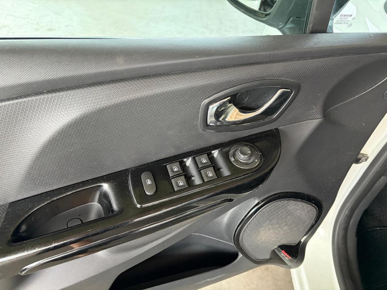 Renault Clio 1.5 dCi 8V 90CV Start&Stop 5 porte Energy