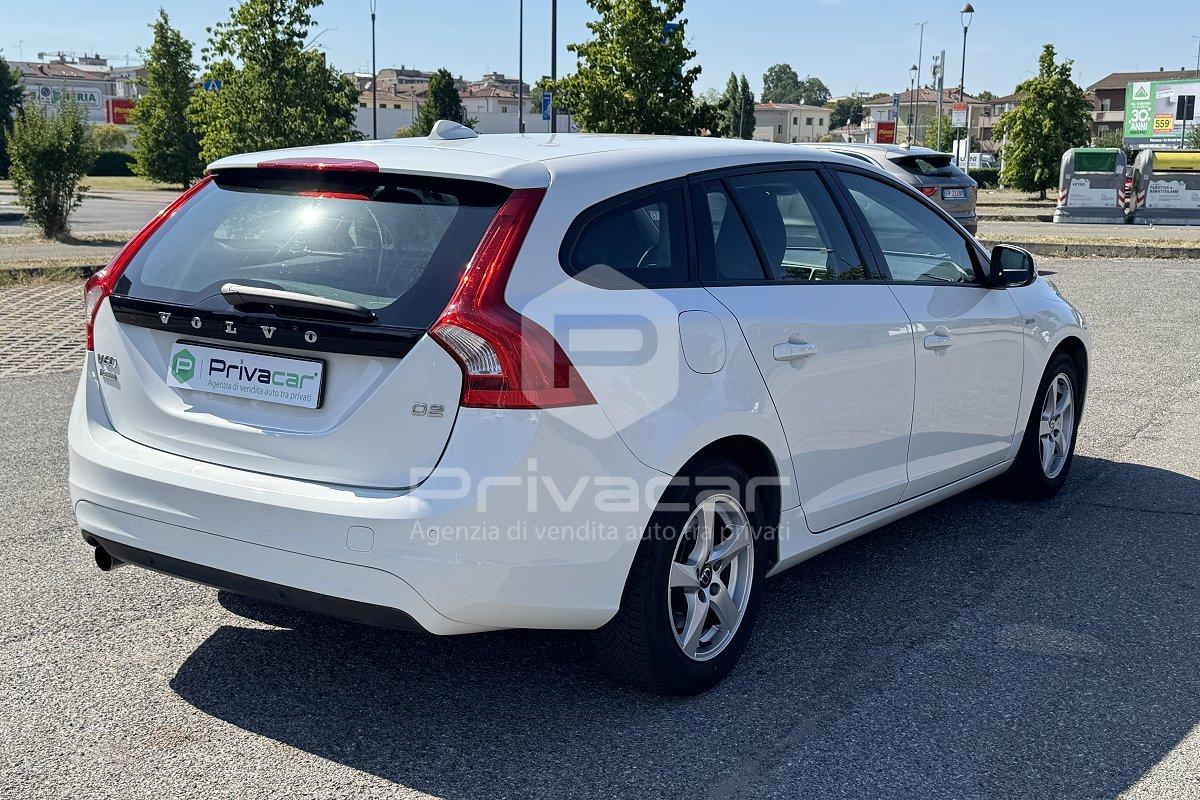 VOLVO V60 D2 1.6 Powershift Kinetic