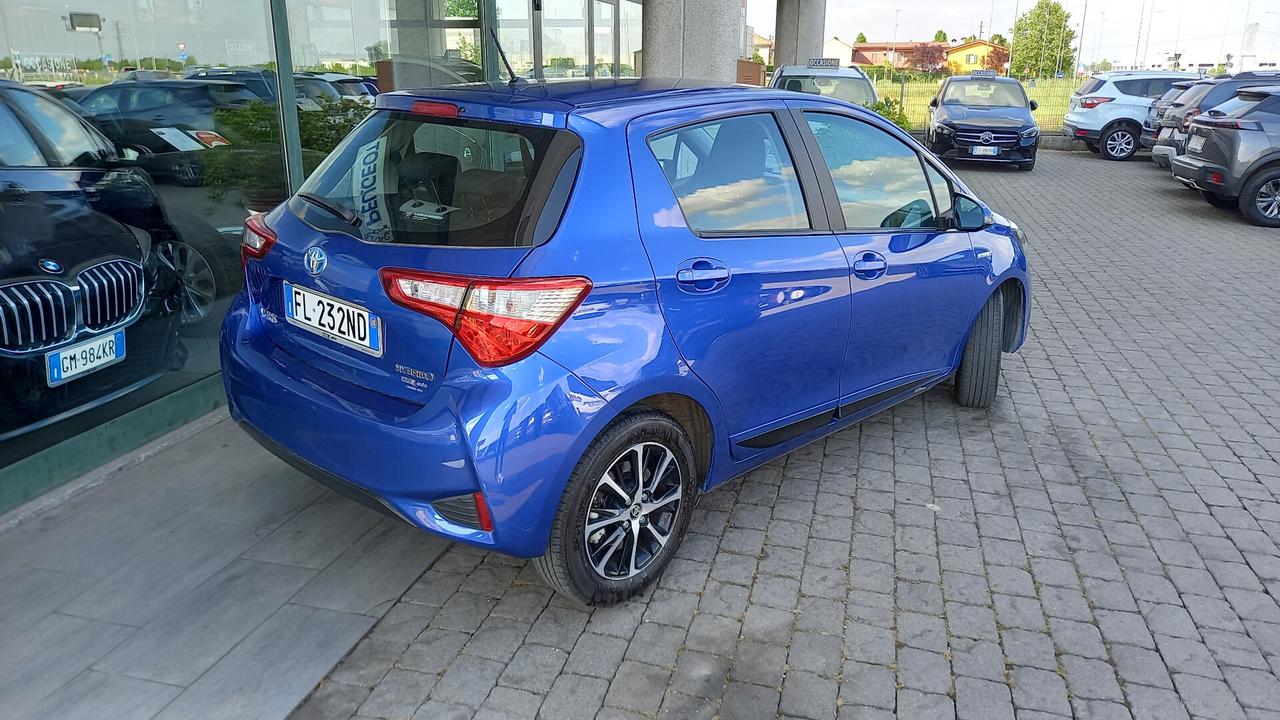 Toyota Yaris 1.5 Hybrid 5 porte Active