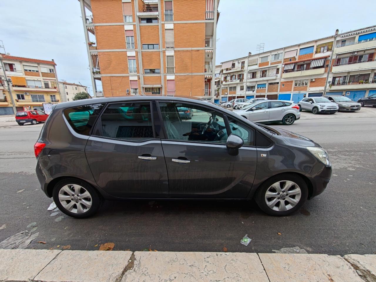 Opel Meriva 1.3 CDTI 95CV ecoFLEX Cosmo