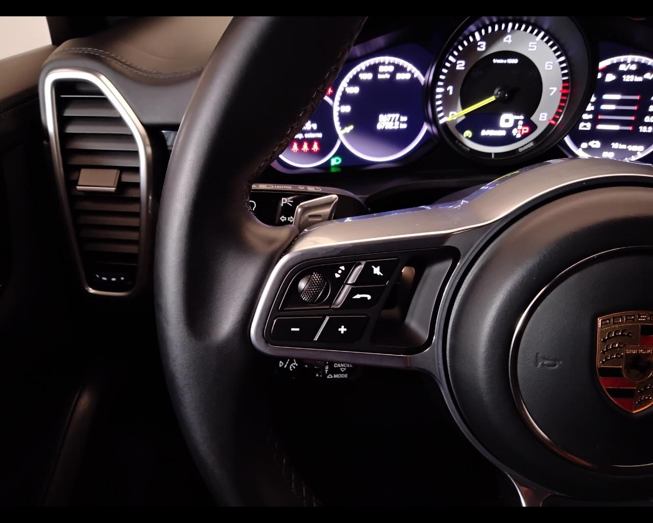 PORSCHE Cayenne Coupe 2019 - Cayenne Coupe 3.0 e-hybrid 5p.ti tiptro