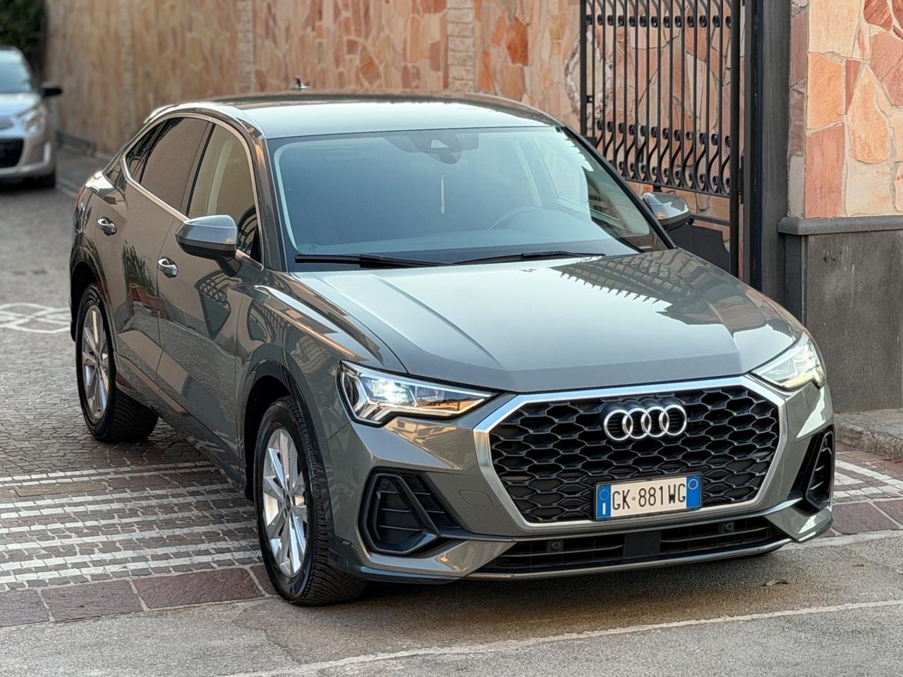 Audi Q3 35 TDI S tronic Business Advanced