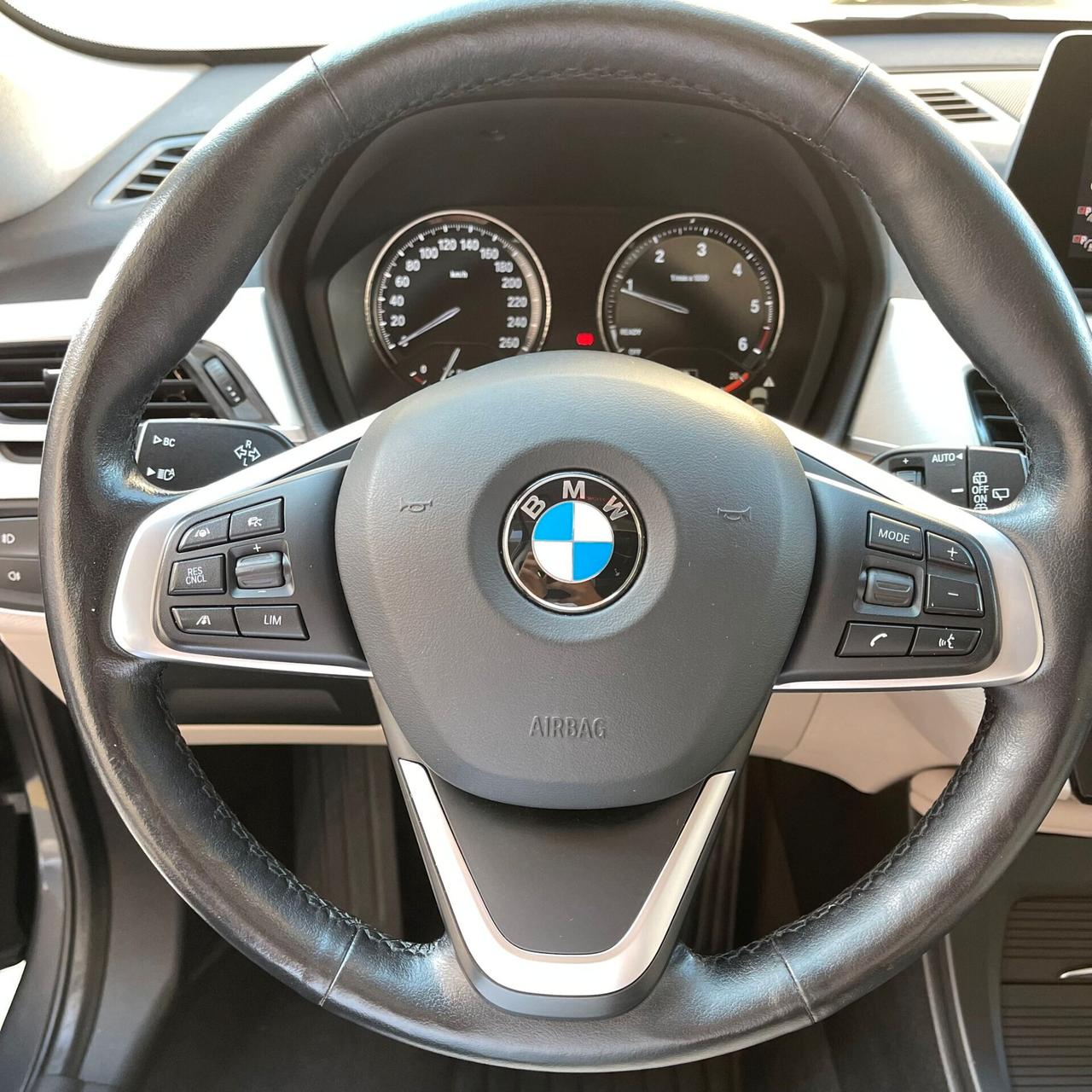 Bmw X1 sDrive18d xLine