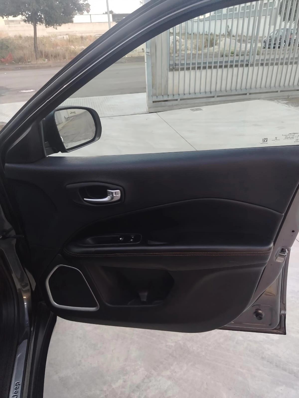 Jeep Compass 1.6 Multijet II