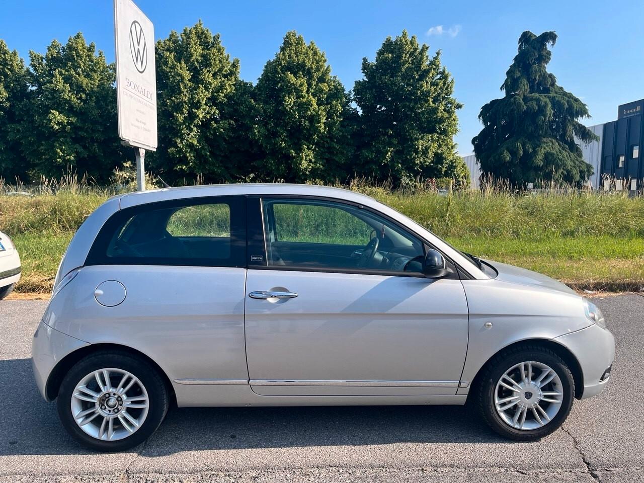 Lancia Ypsilon 1.4 Ecochic GPL