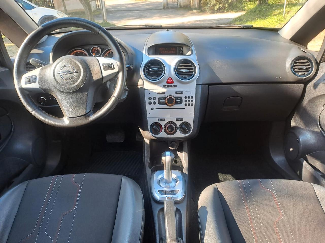 Opel Corsa 1.2 5 porte Elective cambio aut.