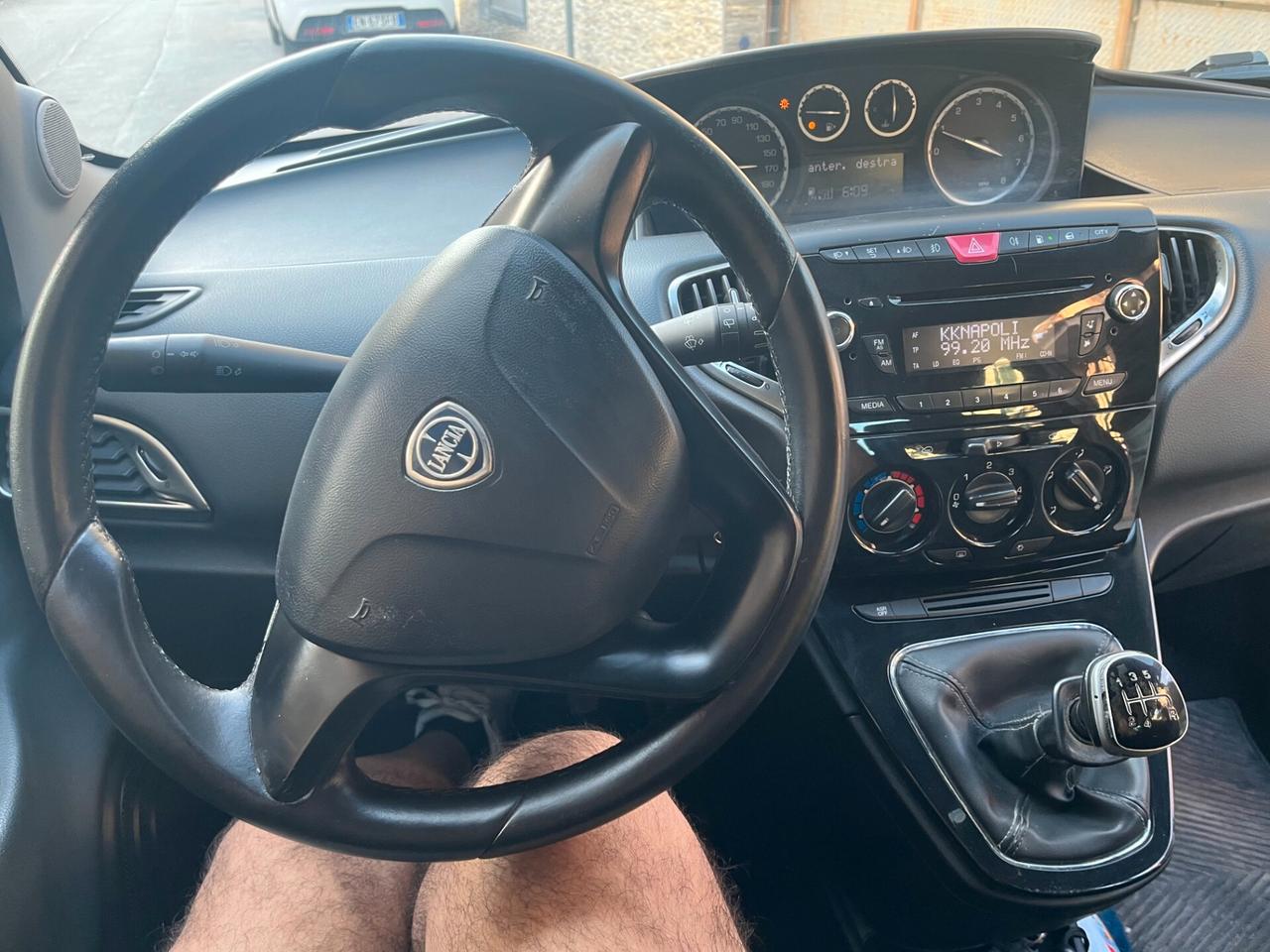 SPLENDIDA Lancia Ypsilon 1.2 Benz/GPL Casa Madre Block Shaf