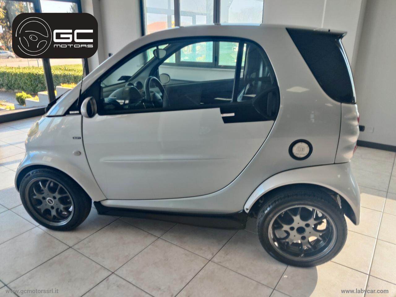 Smart 1.0 70 CV Brabus