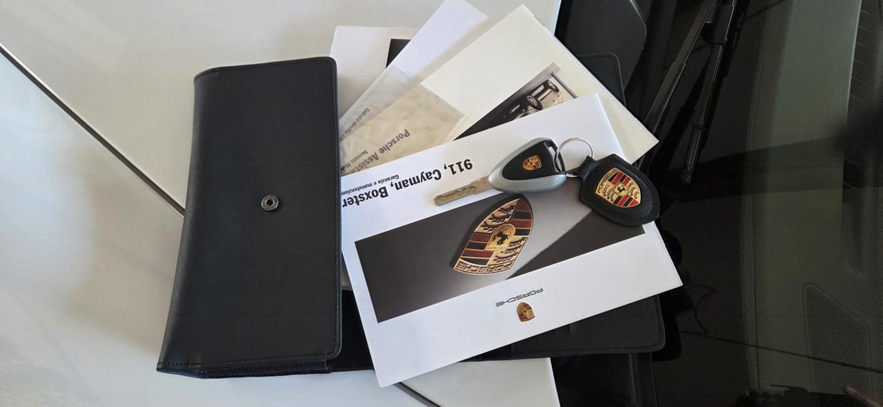 Porsche 911 997 Carrera Turbo Cabriolet Book service Italia