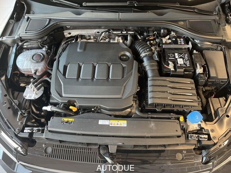 Volkswagen Golf 8 2.0 TDI SCR LIFE DSG 115 CV