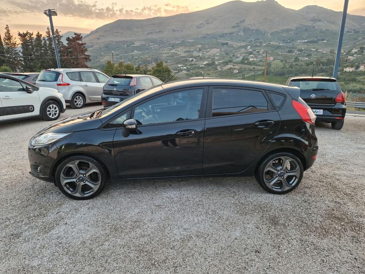Ford Fiesta 1.5 TDCi 95CV 5 porte Titanium