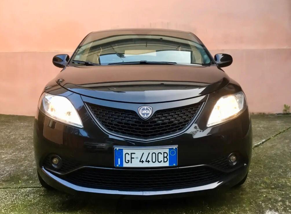 Lancia Ypsilon Ypsilon 1.0 firefly hybrid Gold s&s