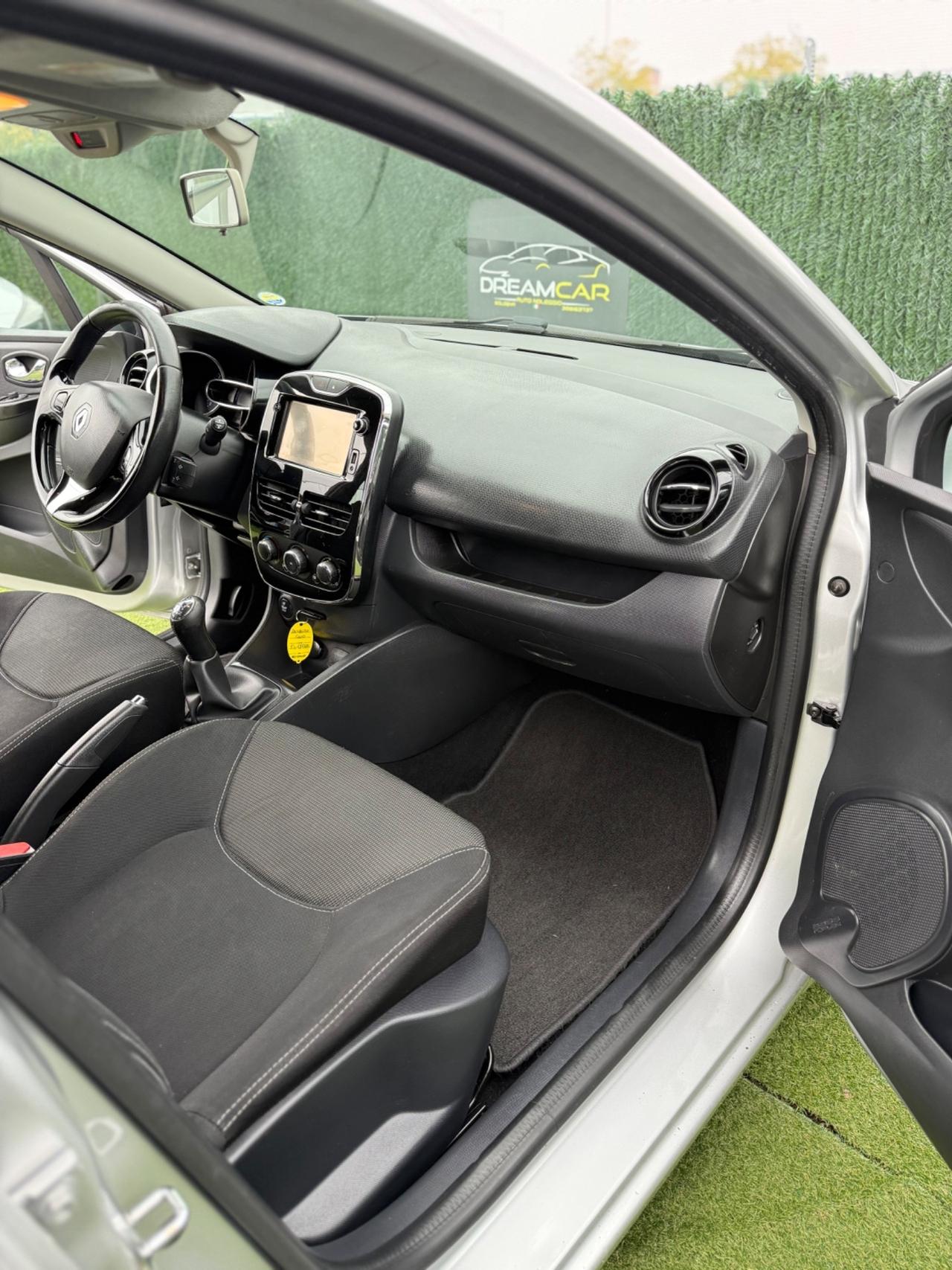 Renault CLIO 2014 1.5 DIESEL NEOPATENTATI STATION WAGON