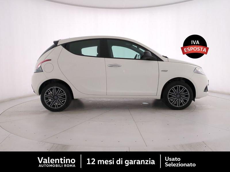 Lancia Ypsilon 1.0 FireFly 5 porte S&S Hybrid Silver Plus
